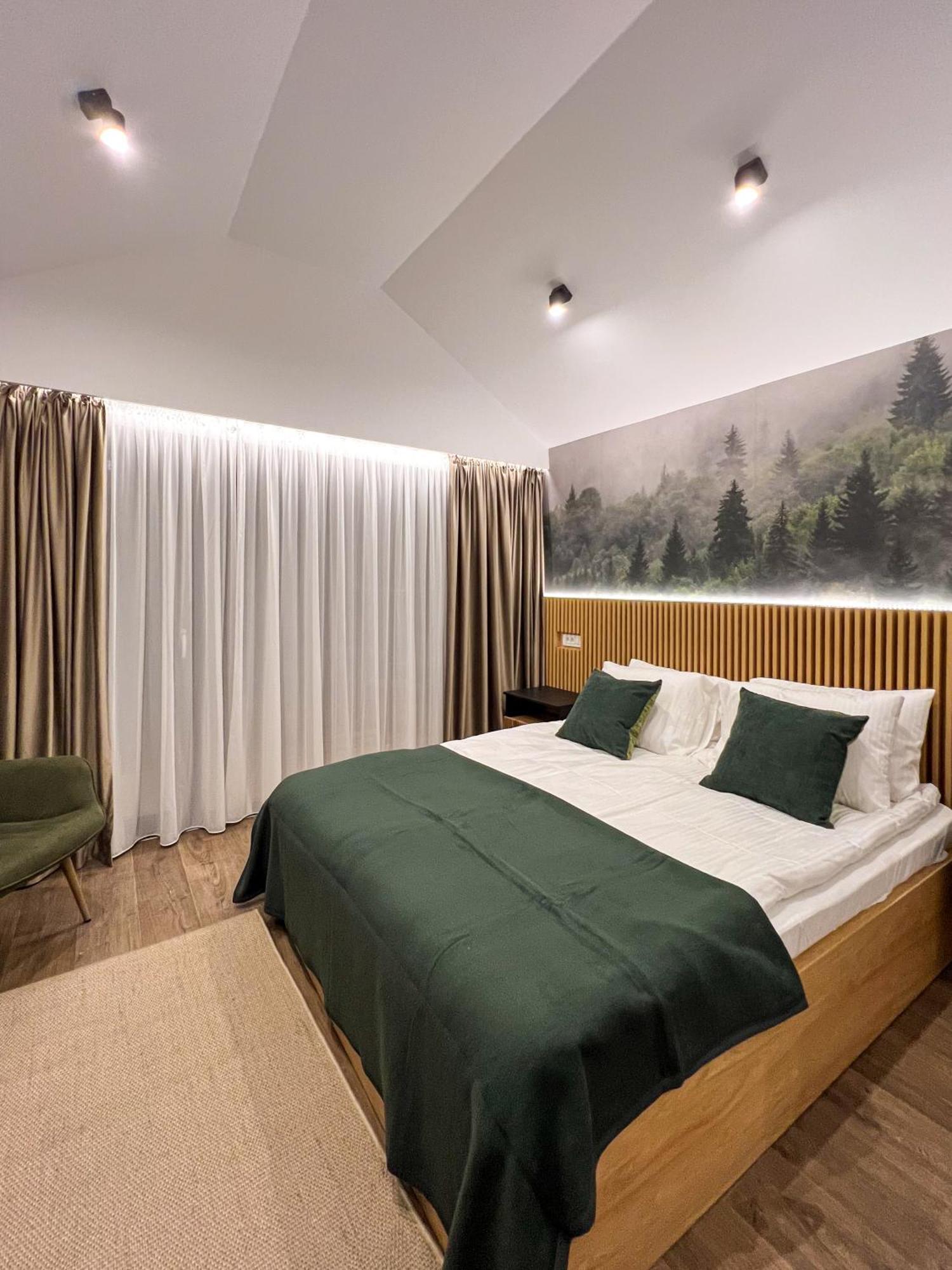 Moon Village Comarnic Sinaia Bagian luar foto